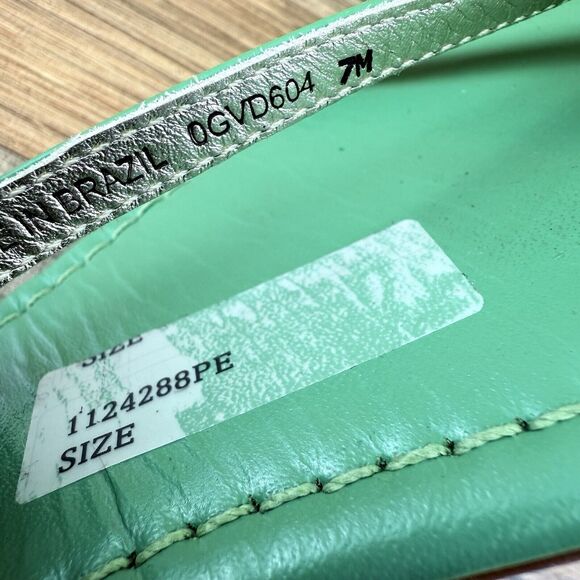 L.L.Bean T strap simple classic flat sandal kelly green womens size 7M L… - Picture 5 of 5